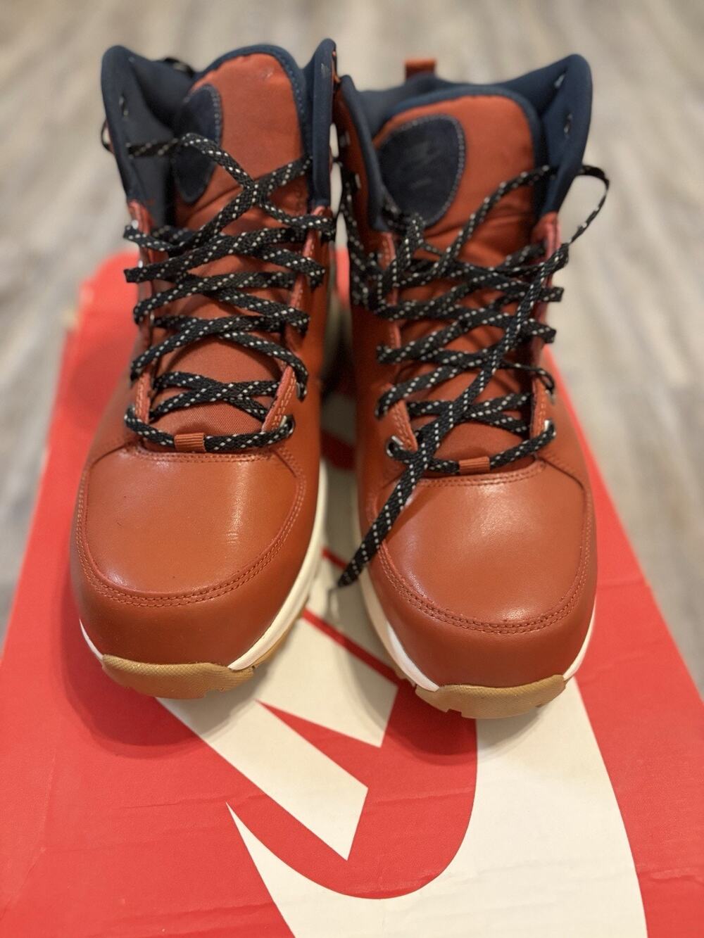 Nike Manoa Leather SE Boots Men’s 12 Rugged Orange DC8892-800 Hiking